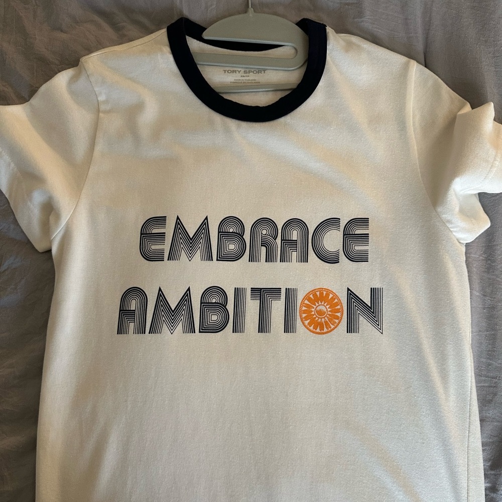 Tory Burch xs foundation T-Shirt New
